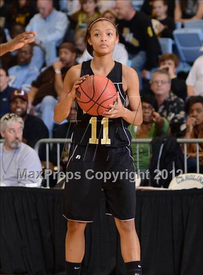 Thumbnail 3 in Harding University vs. Williams (NCHSAA 3A Final) photogallery.