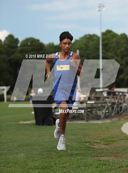 Thumbnail 3 in Manteo Cross Country Meet photogallery.