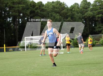 Thumbnail 1 in Manteo Cross Country Meet photogallery.