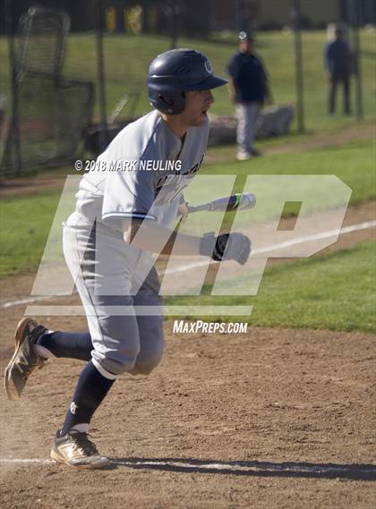 Thumbnail 1 in Carlmont @ Hillsdale photogallery.