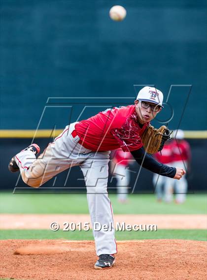 Thumbnail 3 in Tampa Bay Tech vs. Alonso photogallery.