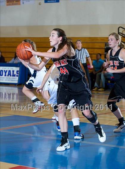 Thumbnail 1 in San Marcos vs. Santa Ynez (Gold Coast Tournament) photogallery.