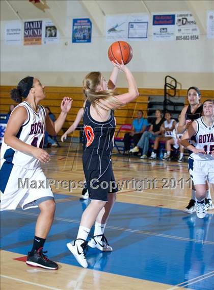Thumbnail 1 in San Marcos vs. Santa Ynez (Gold Coast Tournament) photogallery.