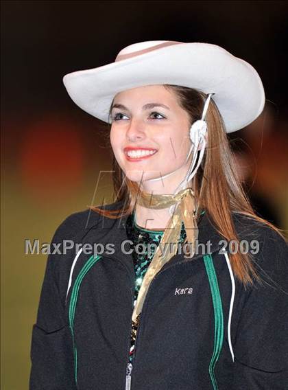 Thumbnail 2 in Highland Park vs. Waxahachie (Texas 4A Region II D1 Playoffs) photogallery.
