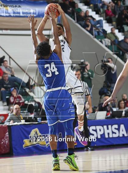 Thumbnail 3 in Middletown vs. Baldwin (NYSPHSAA Class AA Semifinal) photogallery.
