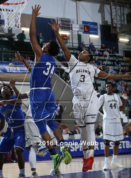 Thumbnail 3 in Middletown vs. Baldwin (NYSPHSAA Class AA Semifinal) photogallery.