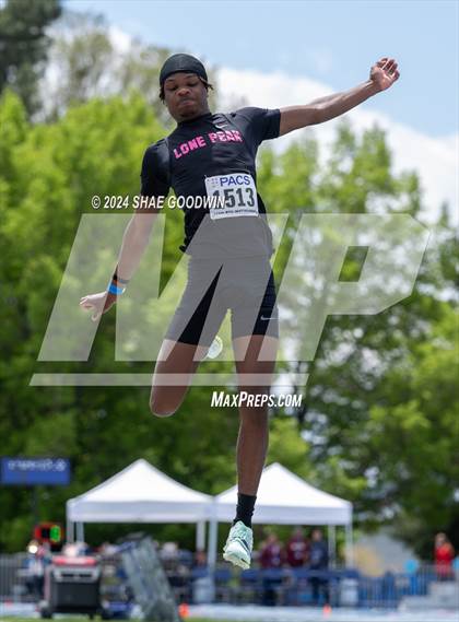 Thumbnail 3 in BYU Invitational (Long Jump) photogallery.