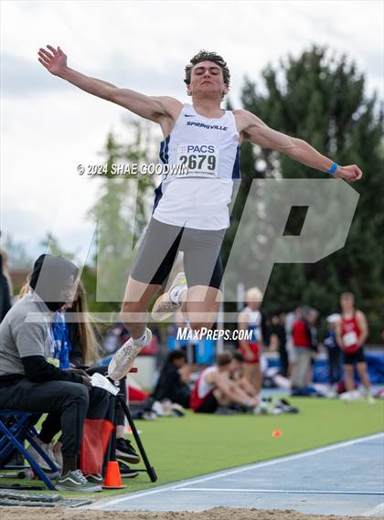 Thumbnail 1 in BYU Invitational (Long Jump) photogallery.
