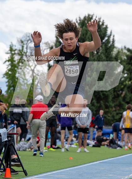 Thumbnail 3 in BYU Invitational (Long Jump) photogallery.