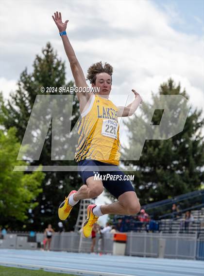 Thumbnail 3 in BYU Invitational (Long Jump) photogallery.