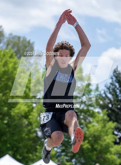 Thumbnail 3 in BYU Invitational (Long Jump) photogallery.