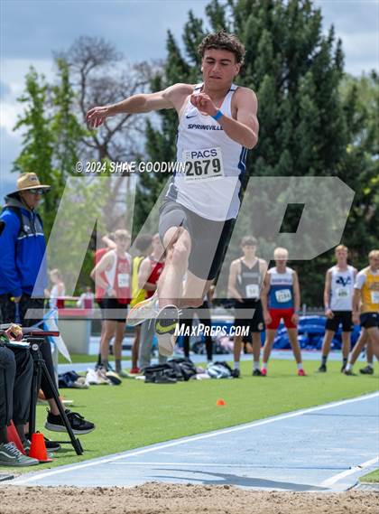 Thumbnail 1 in BYU Invitational (Long Jump) photogallery.