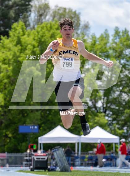 Thumbnail 3 in BYU Invitational (Long Jump) photogallery.