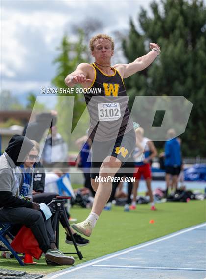 Thumbnail 1 in BYU Invitational (Long Jump) photogallery.
