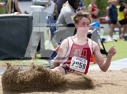 Thumbnail 1 in BYU Invitational (Long Jump) photogallery.