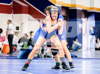 Thumbnail 3 in CIF SDS Division I Championship photogallery.