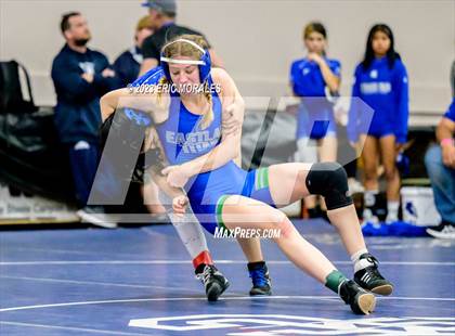 Thumbnail 2 in CIF SDS Division I Championship photogallery.