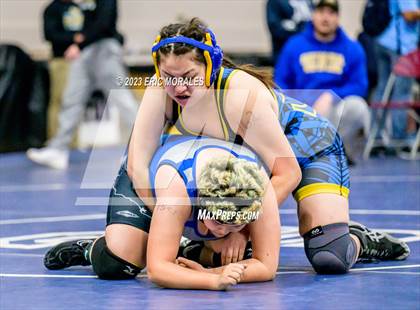Thumbnail 3 in CIF SDS Division I Championship photogallery.