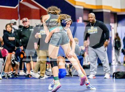 Thumbnail 2 in CIF SDS Division I Championship photogallery.