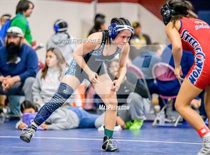 Thumbnail 2 in CIF SDS Division I Championship photogallery.