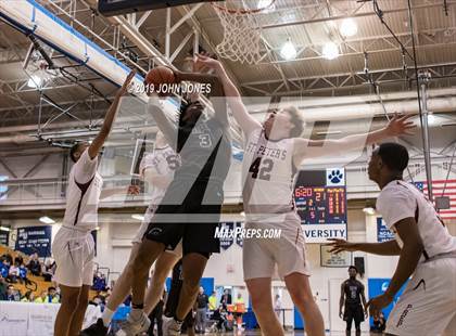Thumbnail 2 in St. Peter's Prep vs Rutgers Prep (Metro Classic) photogallery.