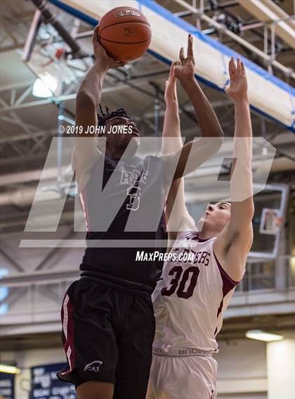 Thumbnail 3 in St. Peter's Prep vs Rutgers Prep (Metro Classic) photogallery.