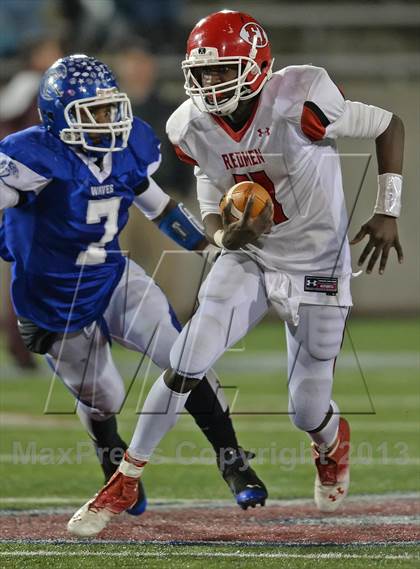 Thumbnail 3 in Riverhead vs. East Islip (Section 11 Division 2 Final) photogallery.