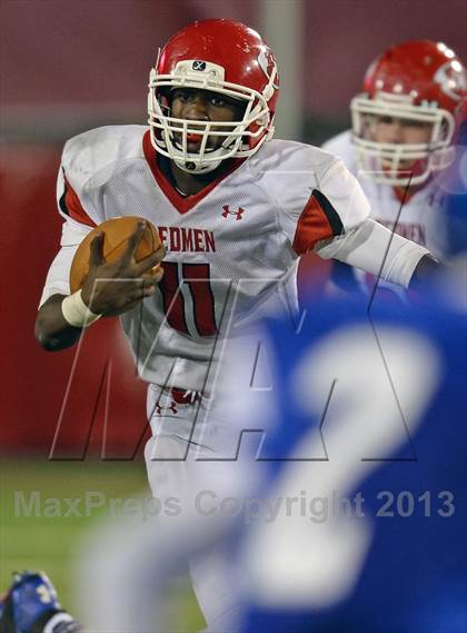 Thumbnail 1 in Riverhead vs. East Islip (Section 11 Division 2 Final) photogallery.