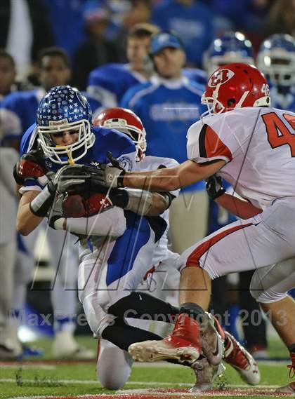 Thumbnail 2 in Riverhead vs. East Islip (Section 11 Division 2 Final) photogallery.