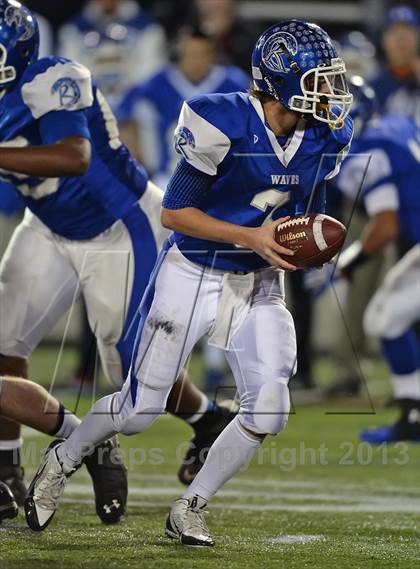 Thumbnail 1 in Riverhead vs. East Islip (Section 11 Division 2 Final) photogallery.
