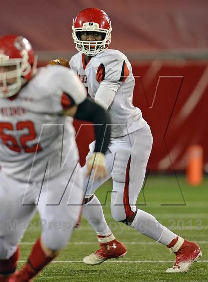 Thumbnail 1 in Riverhead vs. East Islip (Section 11 Division 2 Final) photogallery.