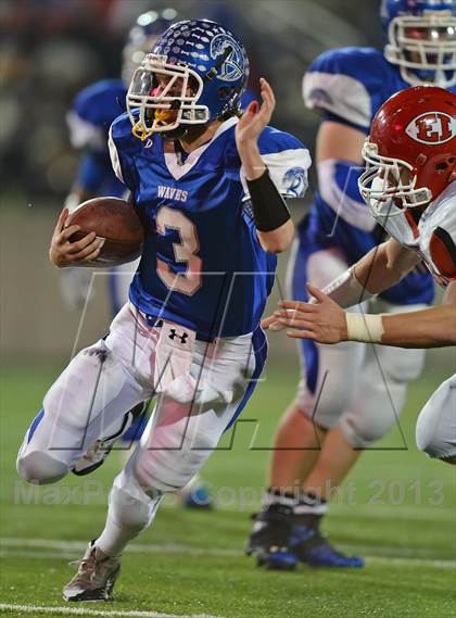 Thumbnail 3 in Riverhead vs. East Islip (Section 11 Division 2 Final) photogallery.