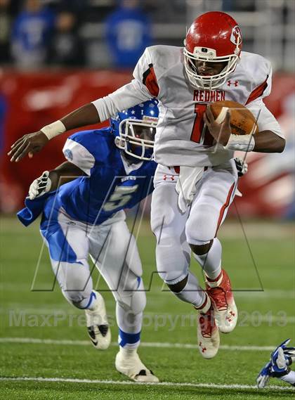 Thumbnail 3 in Riverhead vs. East Islip (Section 11 Division 2 Final) photogallery.
