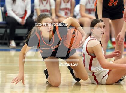Thumbnail 1 in South Hadley vs. Tyngsborough (MIAA Division 4 Final Four) photogallery.