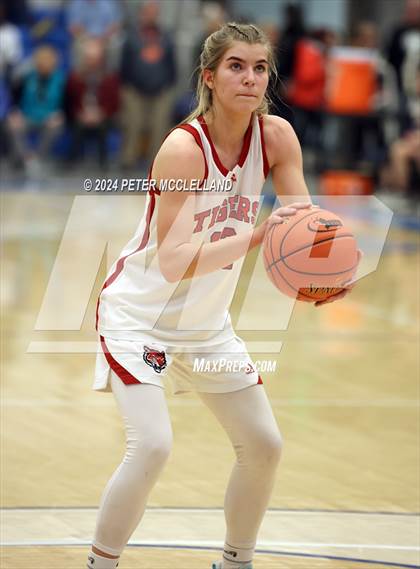 Thumbnail 1 in South Hadley vs. Tyngsborough (MIAA Division 4 Final Four) photogallery.