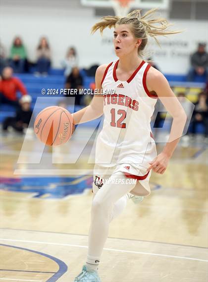 Thumbnail 2 in South Hadley vs. Tyngsborough (MIAA Division 4 Final Four) photogallery.