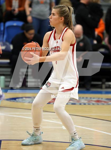 Thumbnail 3 in South Hadley vs. Tyngsborough (MIAA Division 4 Final Four) photogallery.