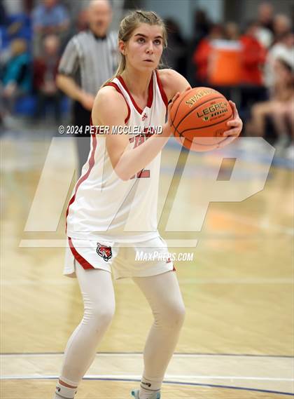 Thumbnail 2 in South Hadley vs. Tyngsborough (MIAA Division 4 Final Four) photogallery.