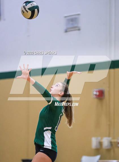 Thumbnail 2 in Trinity Catholic vs. Pensacola Catholic photogallery.