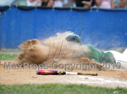 Thumbnail 2 in Campbell County vs. Bishop Brossart (37th District  Final)  photogallery.