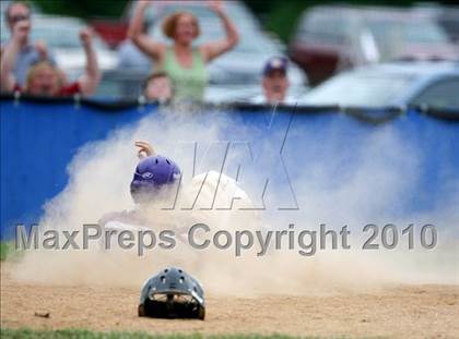 Thumbnail 1 in Campbell County vs. Bishop Brossart (37th District  Final)  photogallery.