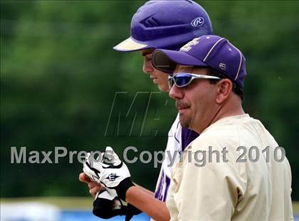 Thumbnail 3 in Campbell County vs. Bishop Brossart (37th District  Final)  photogallery.