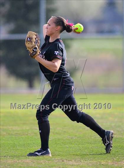 Thumbnail 2 in Granite Bay @ Woodcreek photogallery.