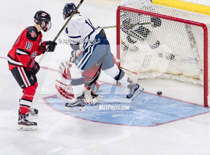 Thumbnail 3 in St. John's Prep vs. Pope Francis (MIAA Division 1A) photogallery.