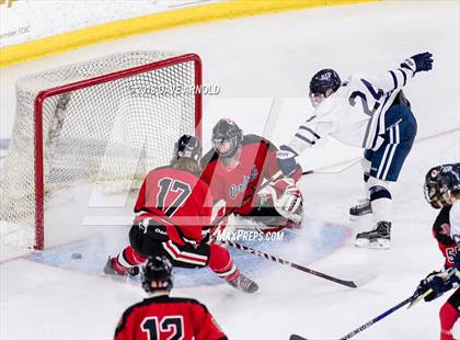 Thumbnail 3 in St. John's Prep vs. Pope Francis (MIAA Division 1A) photogallery.
