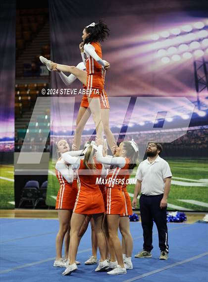 Thumbnail 1 in Legend (CHSAA 5A State Spirit Championships) photogallery.