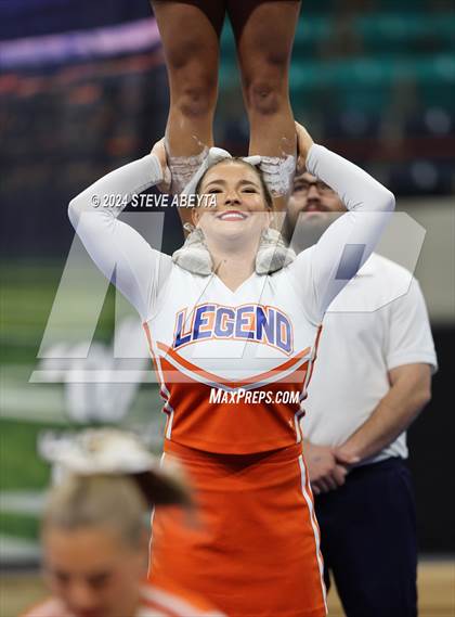 Thumbnail 1 in Legend (CHSAA 5A State Spirit Championships) photogallery.