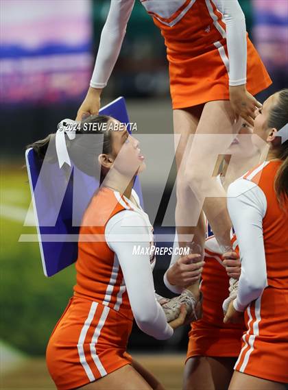 Thumbnail 3 in Legend (CHSAA 5A State Spirit Championships) photogallery.