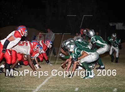 Thumbnail 1 in Mira Loma @ River Valley photogallery.