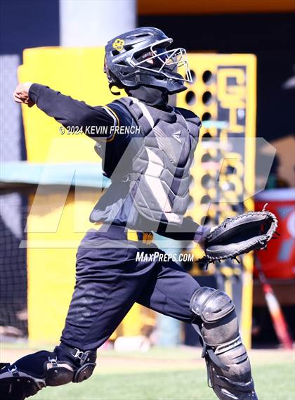 Thumbnail 2 in Mesquite vs. Marcos de Niza photogallery.
